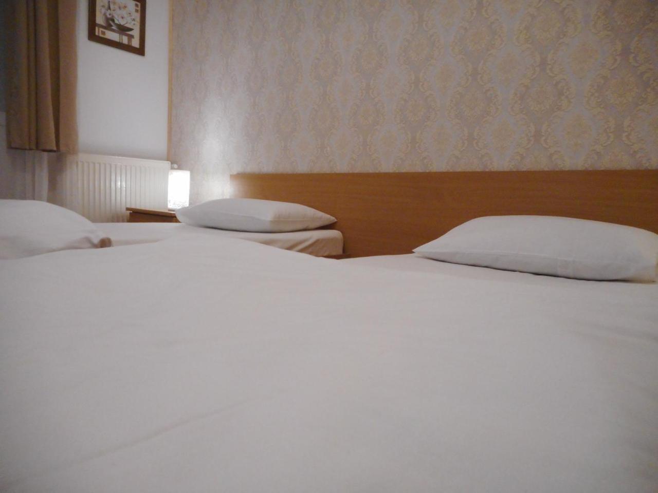 Hotel Holiday Victoria 维多利亚 外观 照片